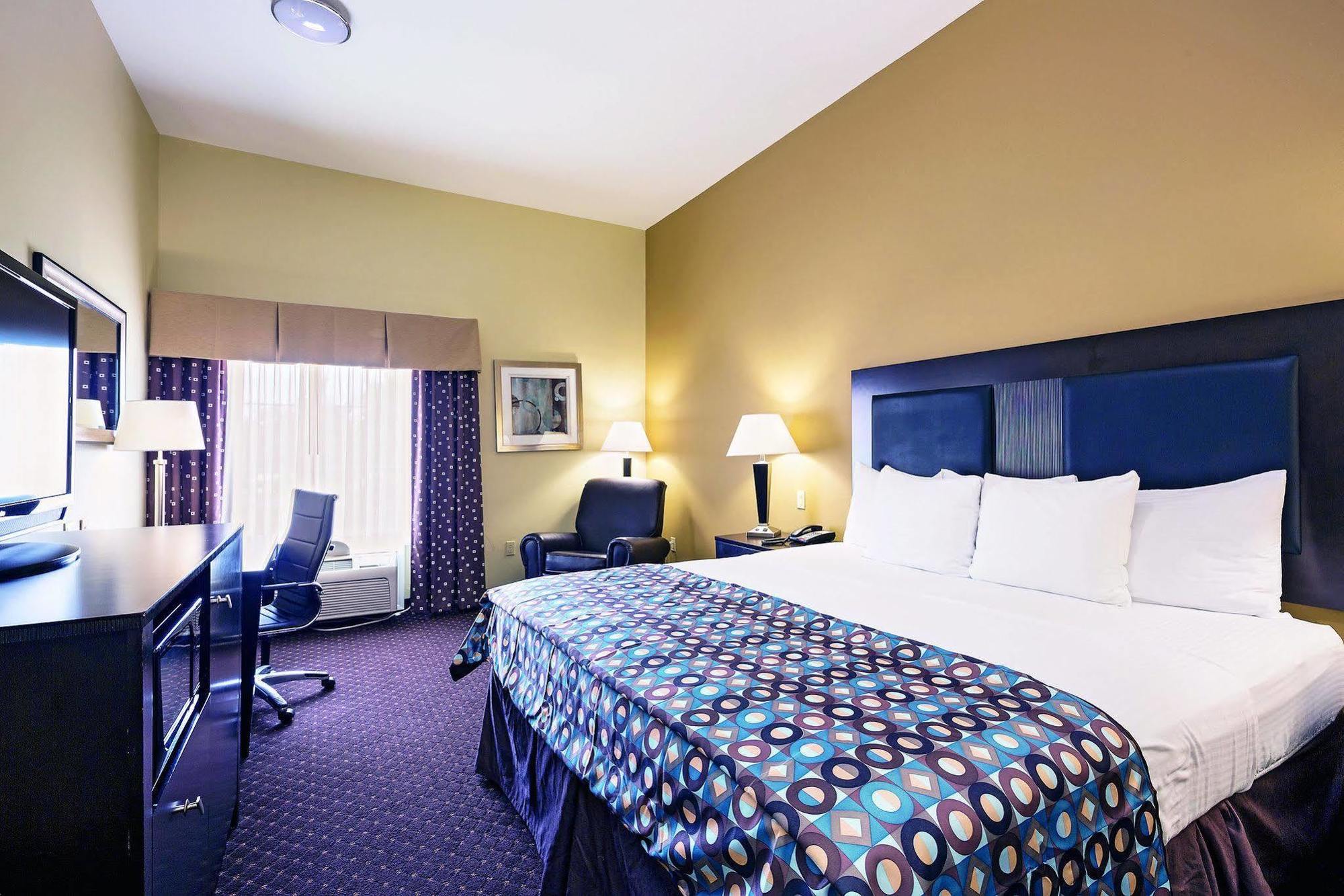 Western & Hotel